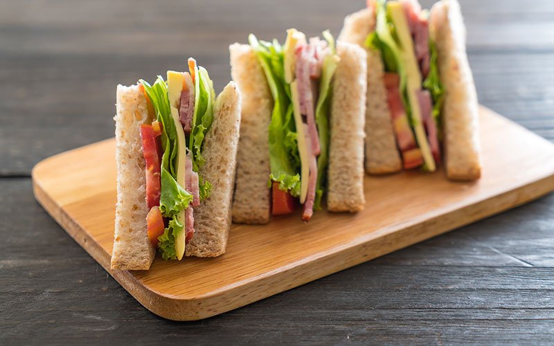 Mês de férias da criançada chegando: saiba como planejar uma viagem com cuidados especiais para os pequenos 6 alimentacao leve – planejar viagem de férias,mês de férias,alimentação,hospital durante a viagem,assistência médica internacional