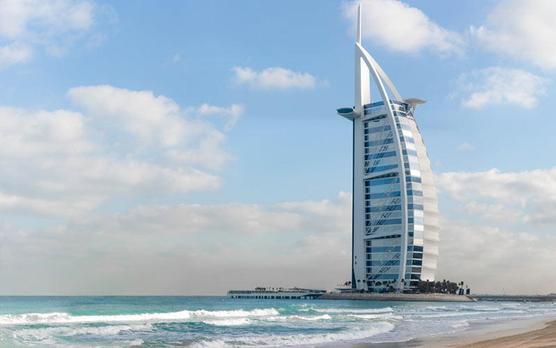 O que fazer em Dubai: dicas de passeios, curiosidades e tudo que você precisa saber 3 Praia em Dubai