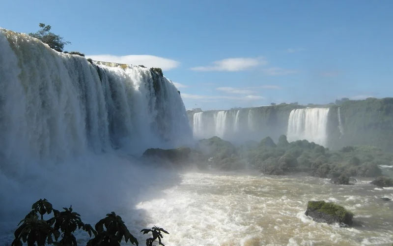 Viagem para Argentina: 10 lugares para conhecer e dicas de viagem 7 Cachoeiras de Foz do Iguaçu