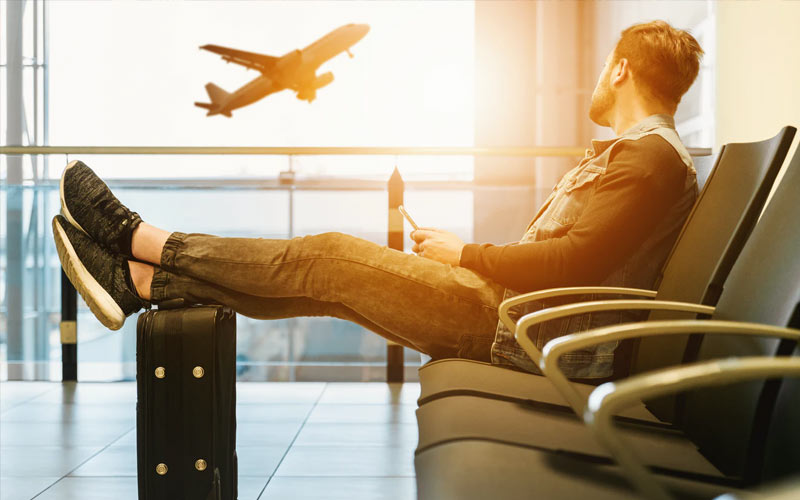 O que fazer no Egito: 10 atrações imperdíveis e dicas de viagem 7 Homem no aeroporto