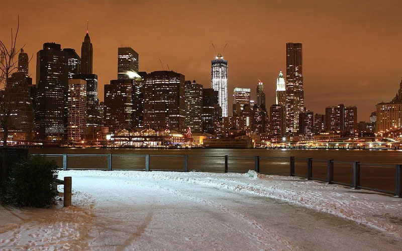 O que fazer em Nova York - Top 10 atrações na Big Apple 14 Neve nas Ruas noturnas de Nova York