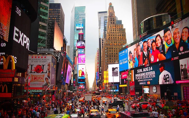 Parques e Compras: 10 dicas de passeios e lugares para conhecer em Orlando 1 Times Square em Nova York