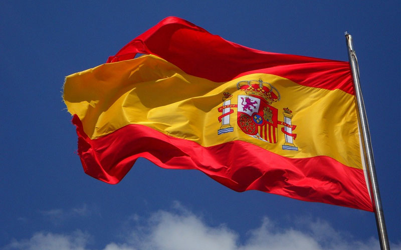 Espanha reabre fronteiras para turistas vacinados: saiba mais sobre o país 10 Bandeira da Espanha