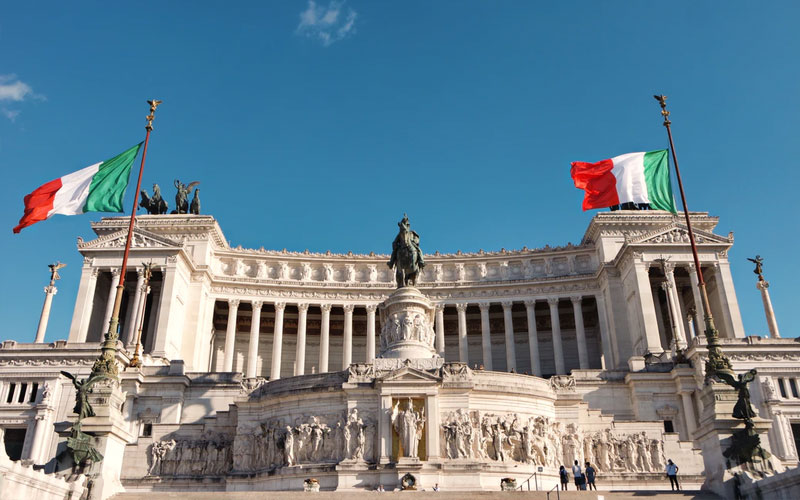 Turismo na Europa: principais novidades sobre a retomada do turismo no continente europeu 4 Prédio em Roma, na Europa.