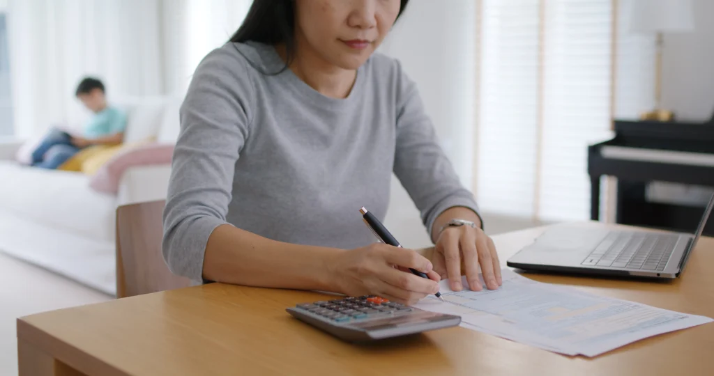 Carta de Schengen: O que é e como emitir o documento 7 adult asia people single mom small sme owner suppo 2023 11 27 04 54 46 utc – carta de schengen,acordo de schengen,objetivo da carta schengen,visto schengen,objetivo,informações pessoais,declaração de sustento,itinerario de viagem