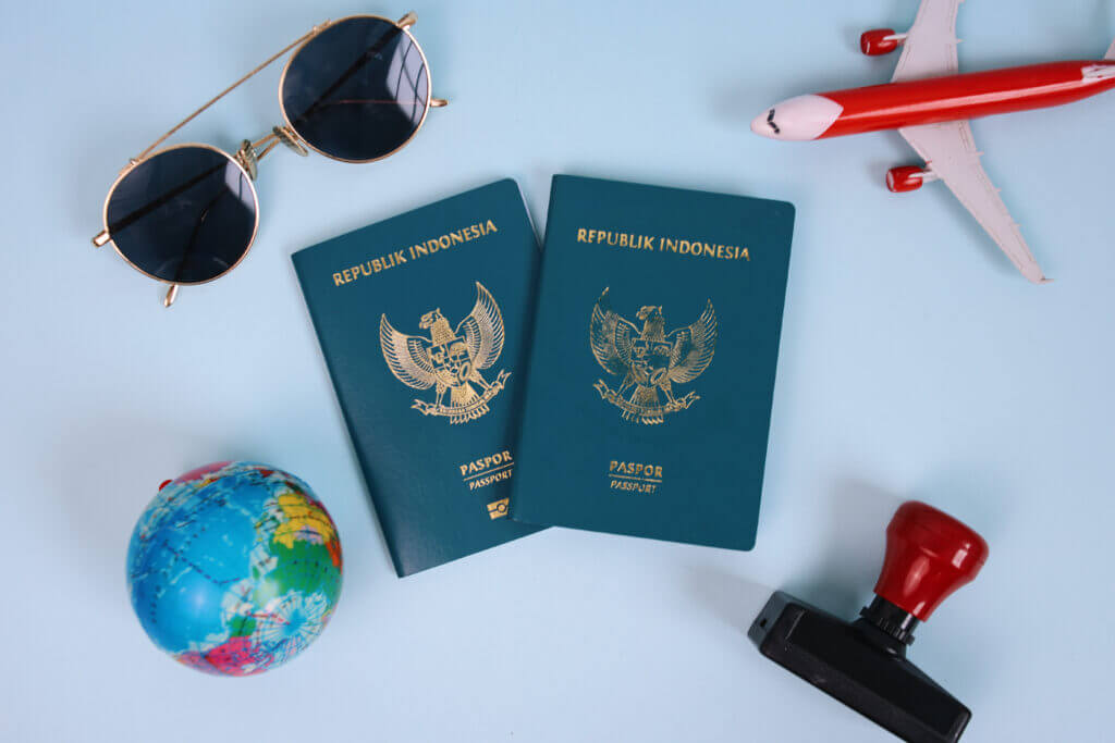 Tipos de Visto para Cada Destino 1 passport and visa stamp 2024 04 22 20 34 05 utc – visto,turismo