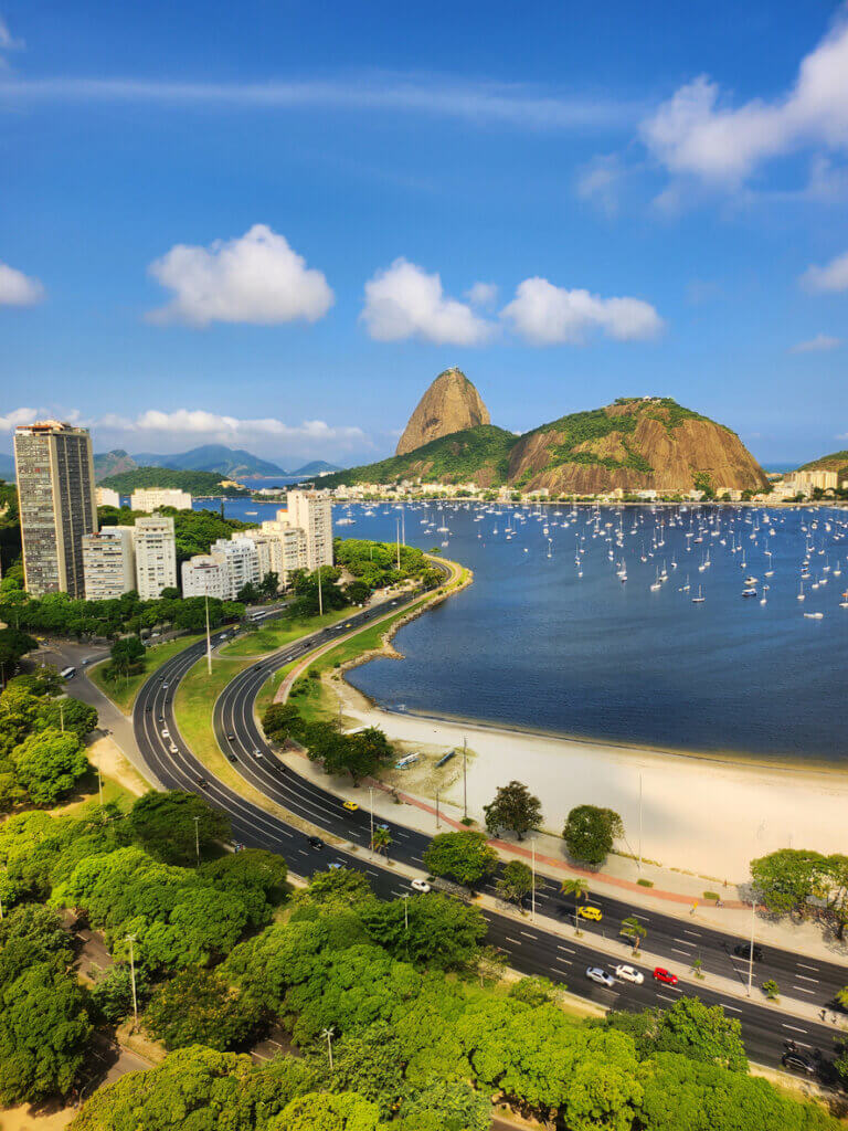 Seguro Viagem Nacional 24 iStock 1470534605 – sala vip,acesso,vantagens,experiencias