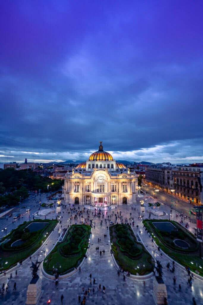 México 25 iStock 1865858451 – sala vip,acesso,vantagens,experiencias