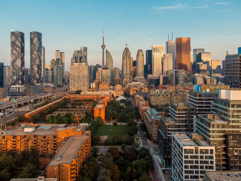 Quanto Custa uma Viagem para o Canadá: Guia Completo com Orçamento Detalhado 5 Cidades mais visitadas e seus custos específicos