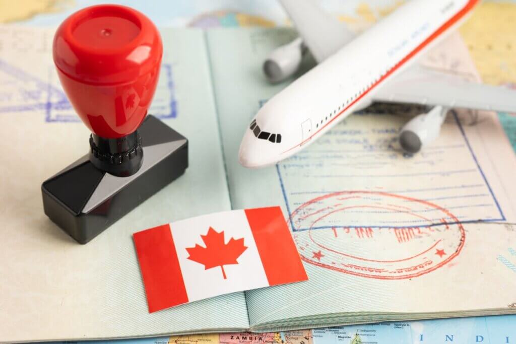 Quanto Custa uma Viagem para o Canadá: Guia Completo com Orçamento Detalhado 3 Documentação e vistos burocráticos