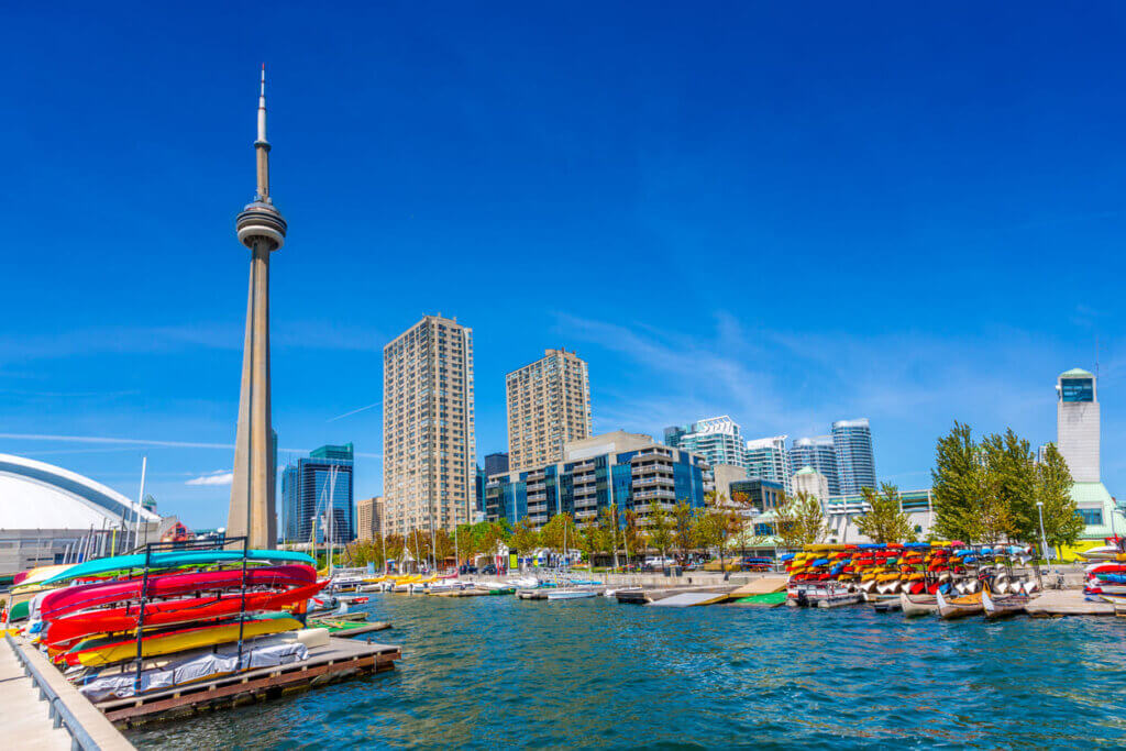 Toronto Harbour Front no verão, Canadá